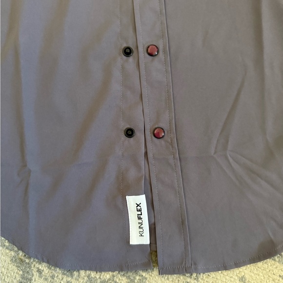 Star Wars COMIC CON EXCLUSIVE - RSVLTS snap front Mandalorian shirt UNISEX XS - Picture 6 of 7